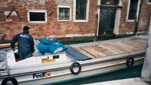 fedex_boat_venice